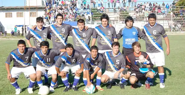 Primera B: La Vencedora sumó su primer punto