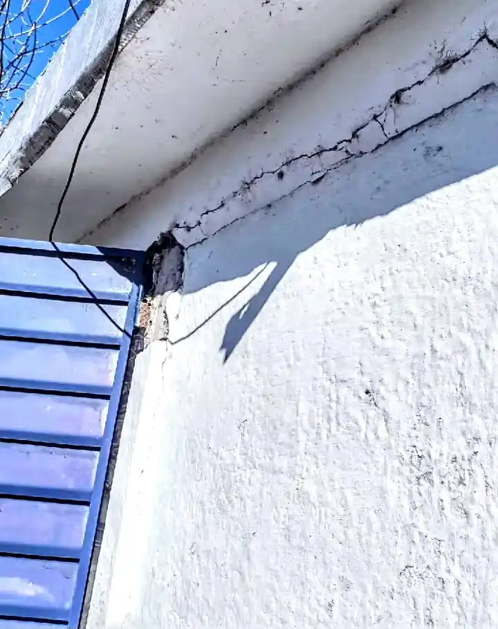 Puerto Ruiz: Preocupación por las condiciones edilicias de la escuela