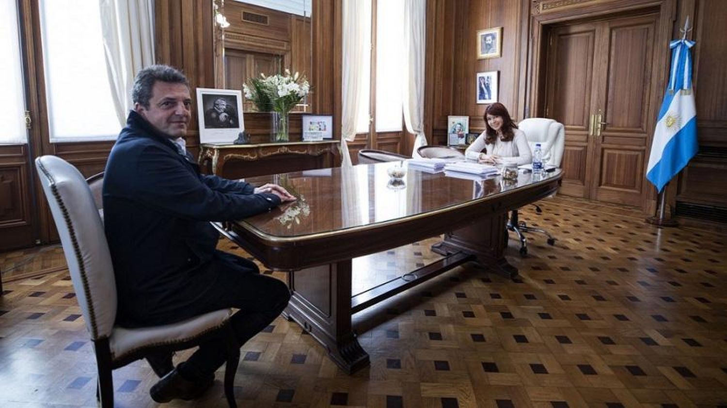 Cristina Fernández y Sergio Massa mantuvieron una reunión de trabajo