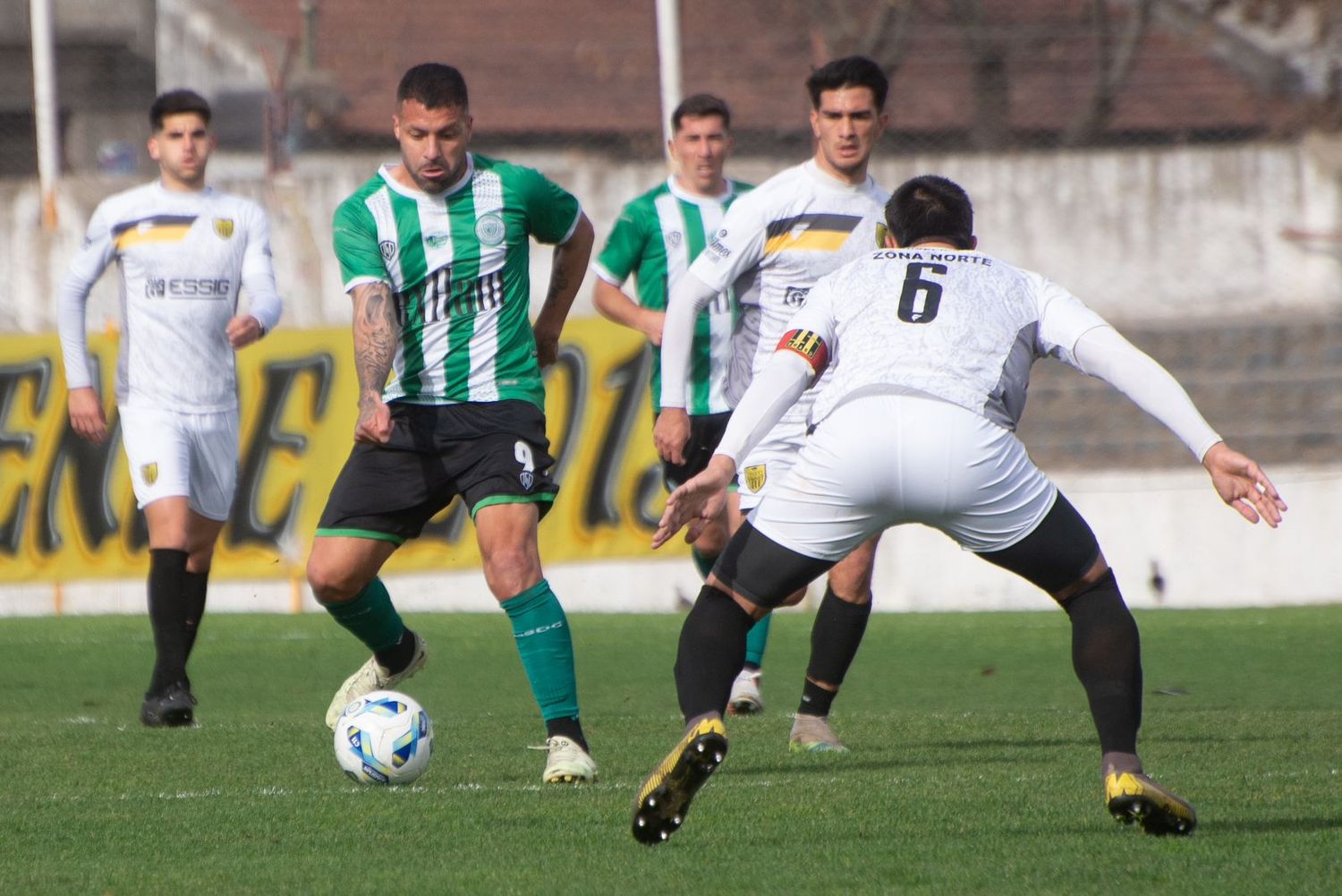Santamarina venció a Camioneros con un gol de penal