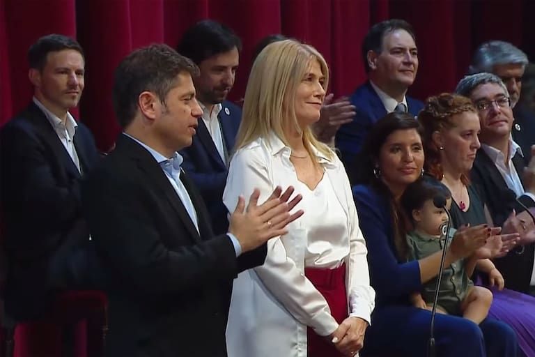 Kicillof en la jura de ministros bonaerenses: "Hoy hay un gobierno nacional que tiene otra orientación y otra tendencia"