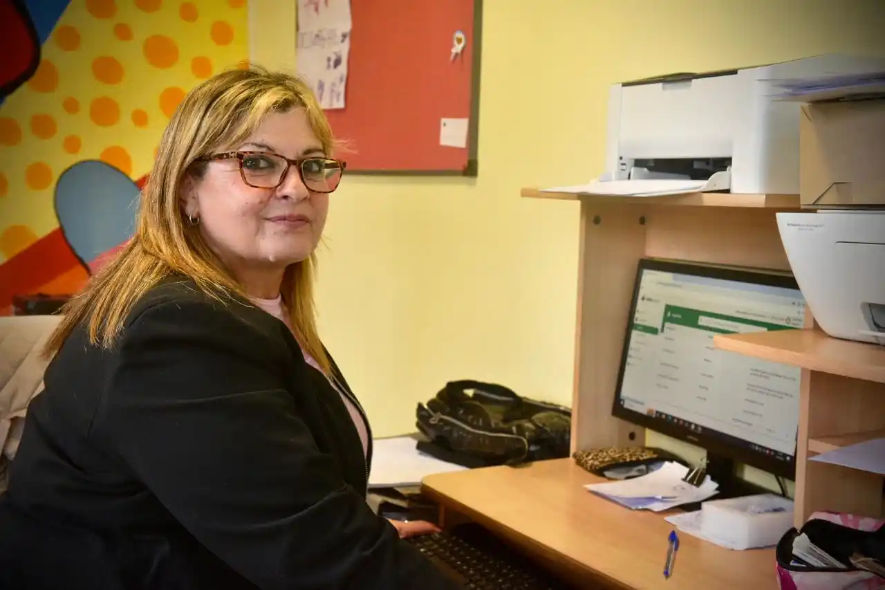 Sandra Gauchat: "Además de secretarias, somos un poquito psicólogas".