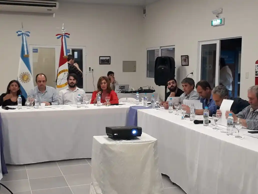 Rincón: González pidió por el avance de obras y la restitución de fondos