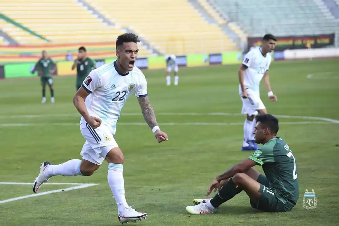 Argentina lo dio vuelta y volvió a ganar en la altura luego de 15 años