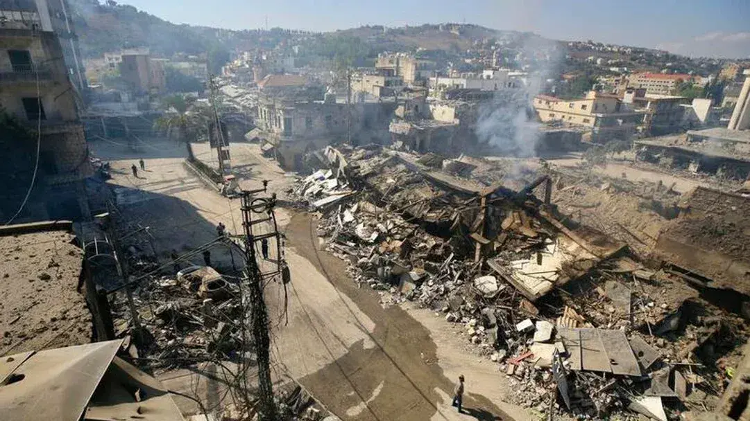 Israel y Hazbolá aceptaron el alto al fuego, mientras persistían los bombardeos