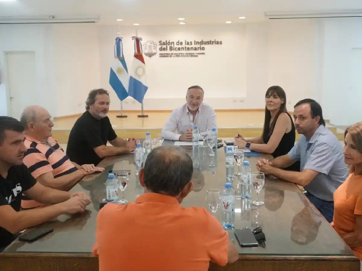 La Provincia entregó aportes a cuatro parques industriales