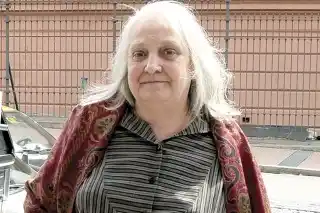 La hermana del Papa se encuentra internada por una infección urinaria
