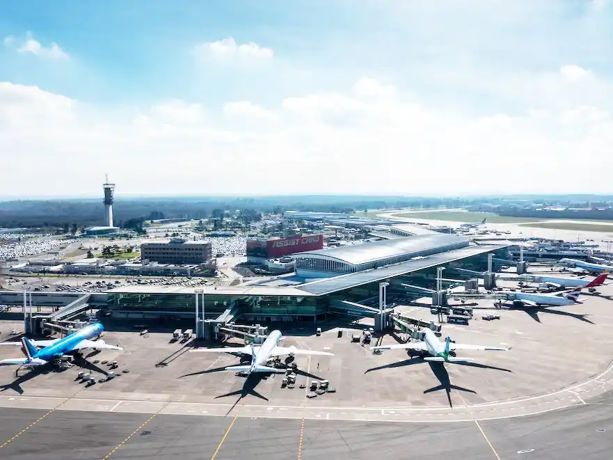 Desregulación: el Gobierno transfirió funciones clave a los administradores de aeródromos