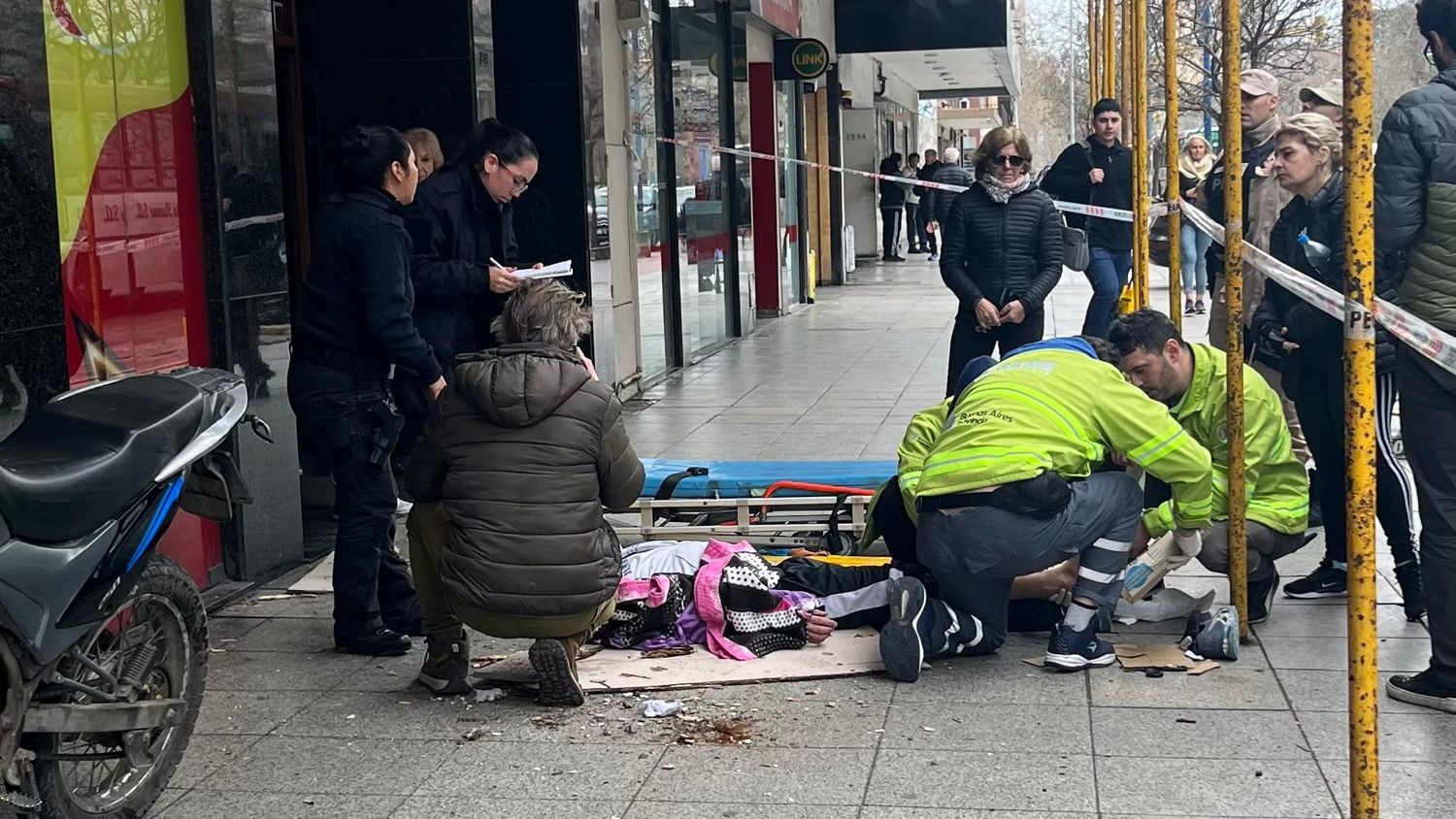Fue trasladado consciente y con lesiones en las piernas al Hospital Interzonal.