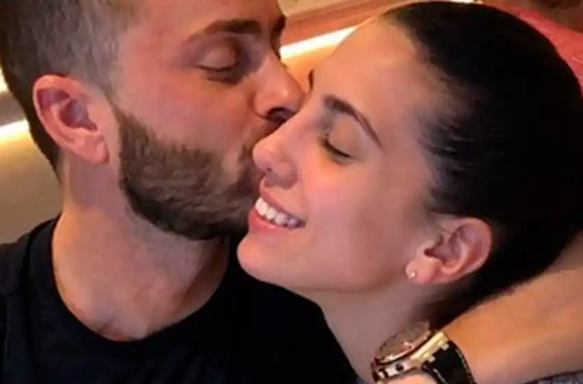 Fuertes críticas a Cinthia Fernández y su novio rosarino por una foto con sus hijas