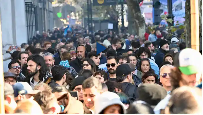 “Cristinazo” en Plaza de Mayo contra la “proscripción”