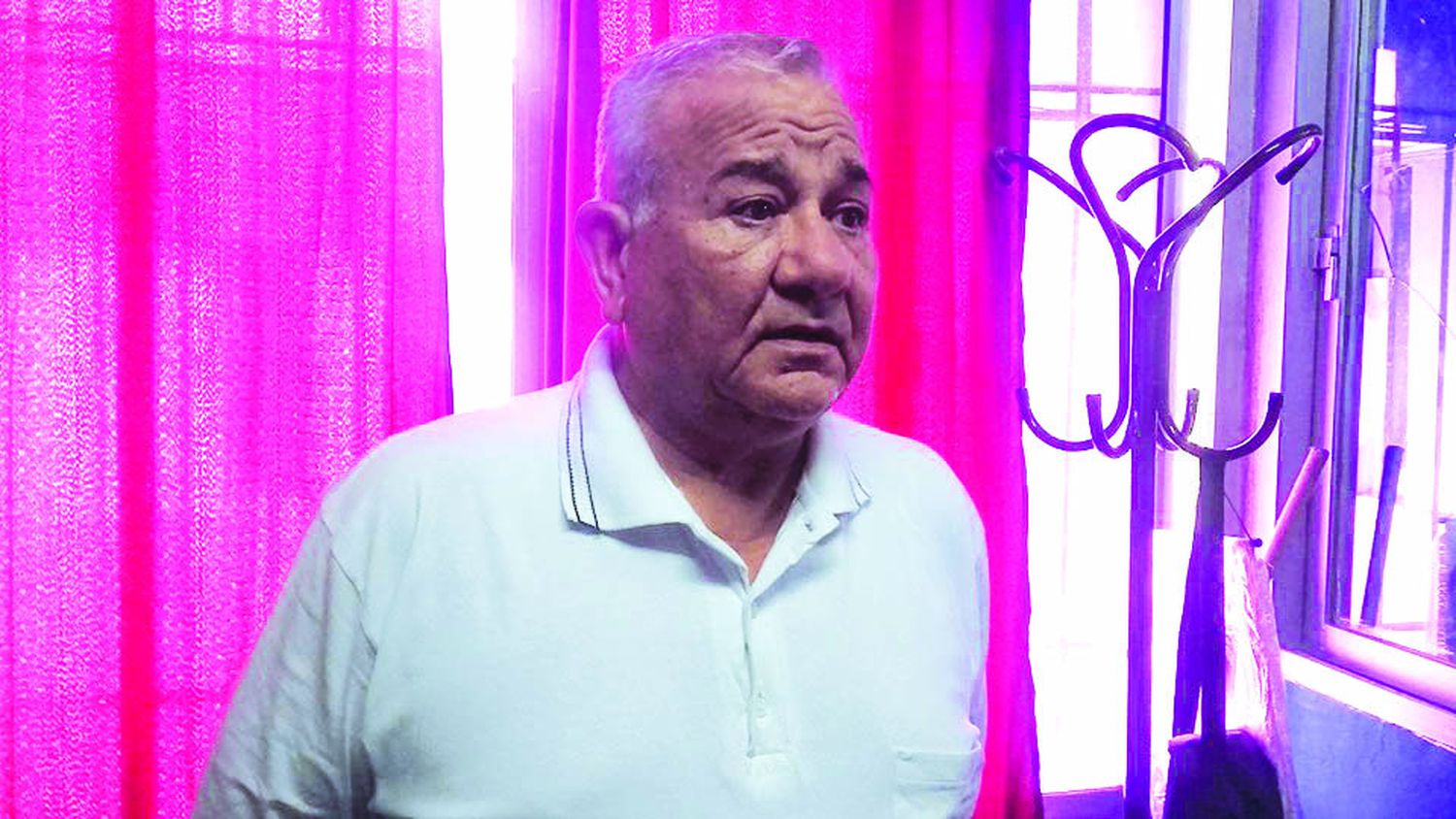 Motroni les pidió a los dirigentes locales que pongan su grano de arena colaborando con la escuela de la Villa 3 de Febrero