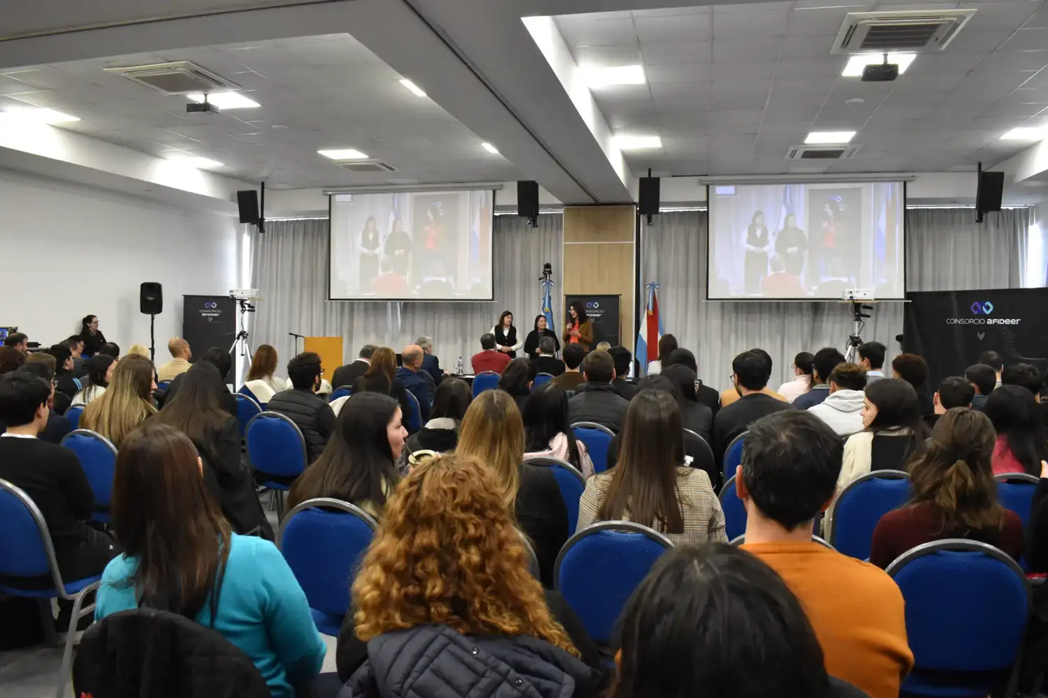 Más de 40 estudiantes entrerrianos presentarán soluciones a desafíos reales durante la Semana del Emprendimiento e Innovación