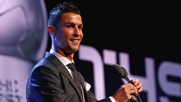 Cristiano Ronaldo ganó el premio «The Best» por segundo año consecutivo