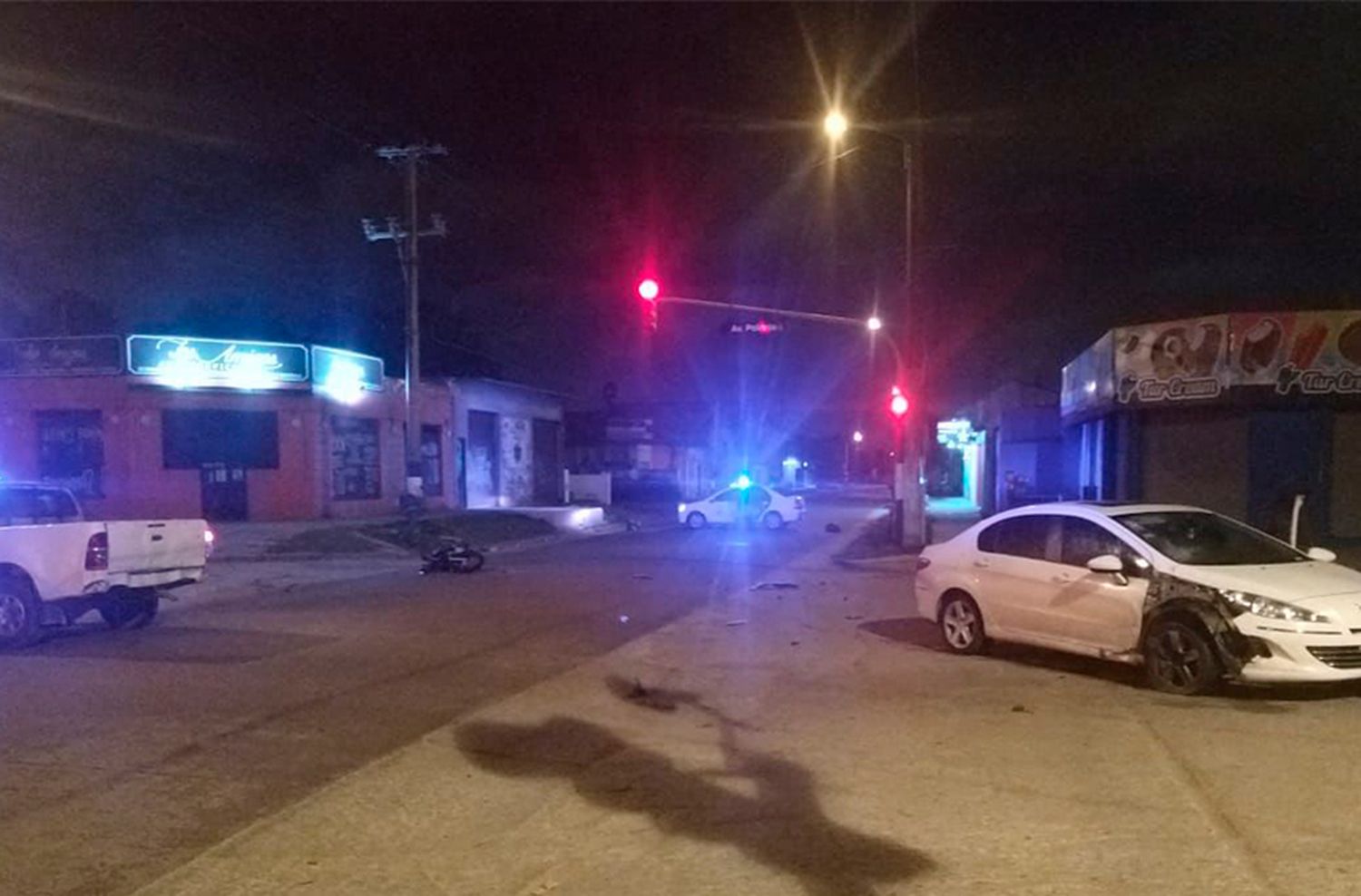Internan en terapia intensiva a un joven tras un choque