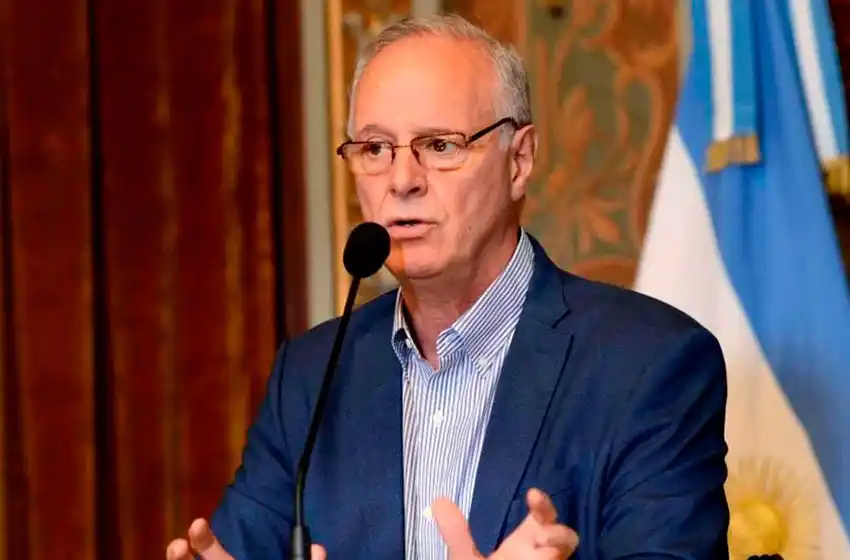 Daniel Gollán: “No va a haber más cuarentenas estrictas y extendidas”