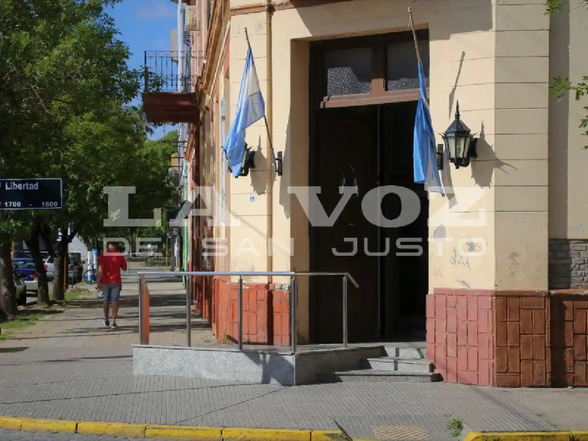 [URGENTE] Madre y padrastro detenidos por abusar sexualmente de su hijo y su hijastra, respectivamente
