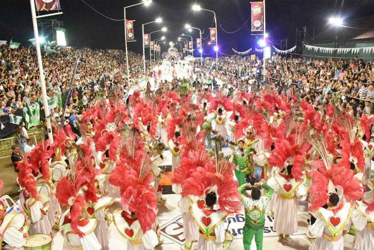 Este miércoles y jueves las comparsas finalmente  llegarán al Corsódromo