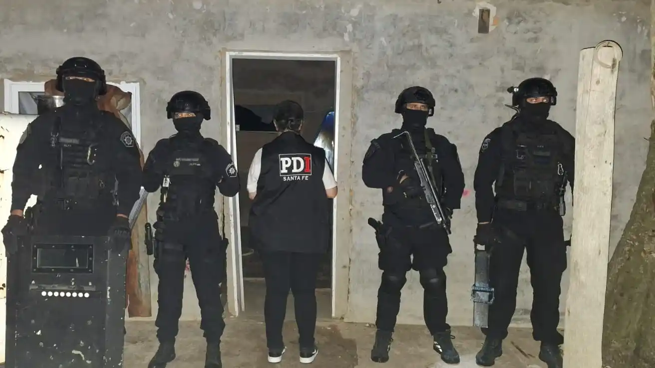 detuvieron a dos personas por microtráfico - 7