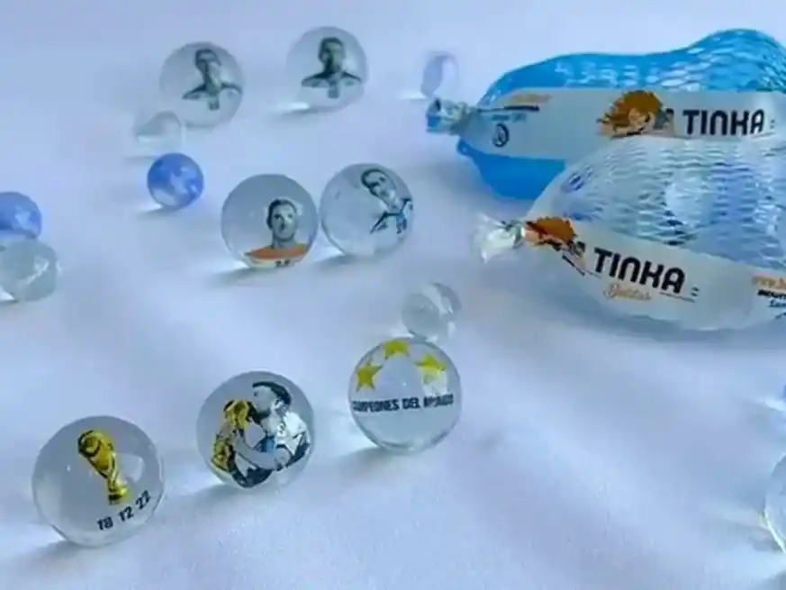 Colección de los campeones del Mundo salida a la venta de la fábrica Tinka tras el título de Qatar.