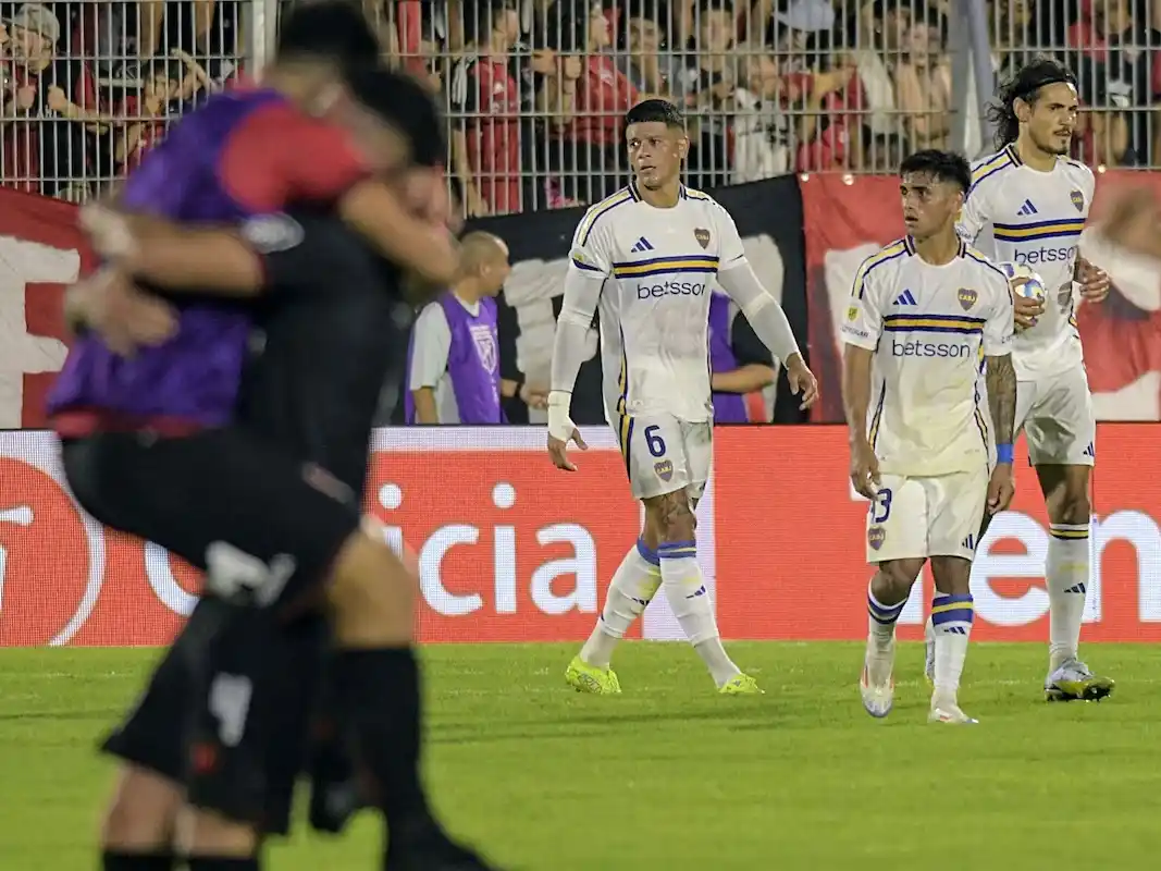 Boca perdió 2 a 0 en su visita a Newell’s, con un penal errado de Cavani
