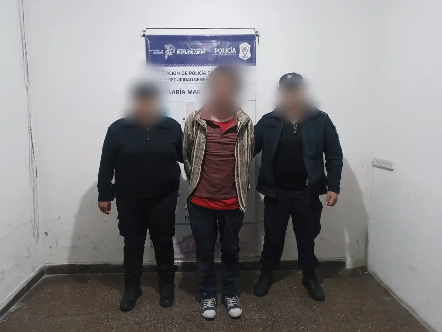 En el caso tomó intervención la Fiscalía de Flagrancia, a cargo de la fiscal Mariana Baqueiro, que dispuso su aprehensión por el delito de tentativa de robo.