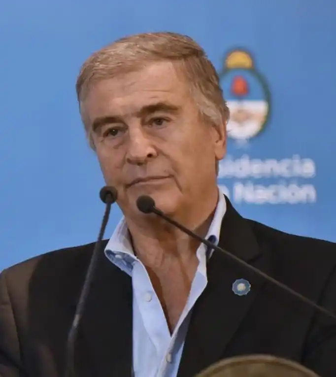 Tras el hallazgo del ARA San Juan, Aguad irá hoy al Congreso