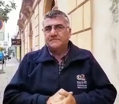 Néstor Verón.