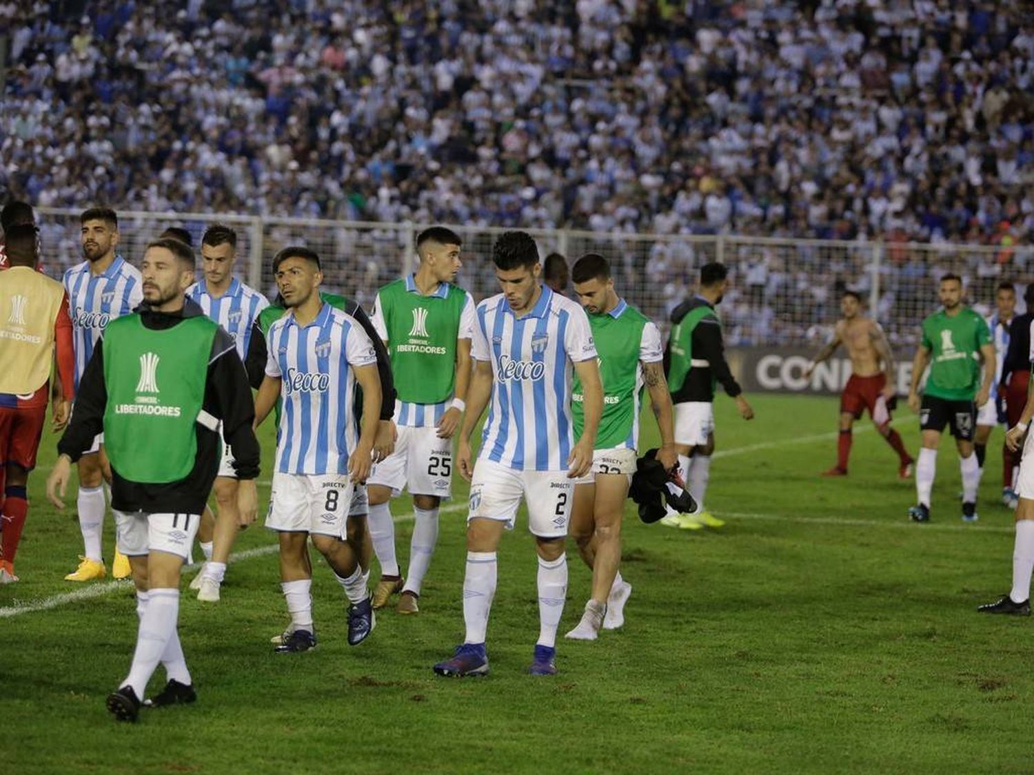 Independiente Medellín eliminó a Atlético Tucumán y se metió en el grupo de Boca