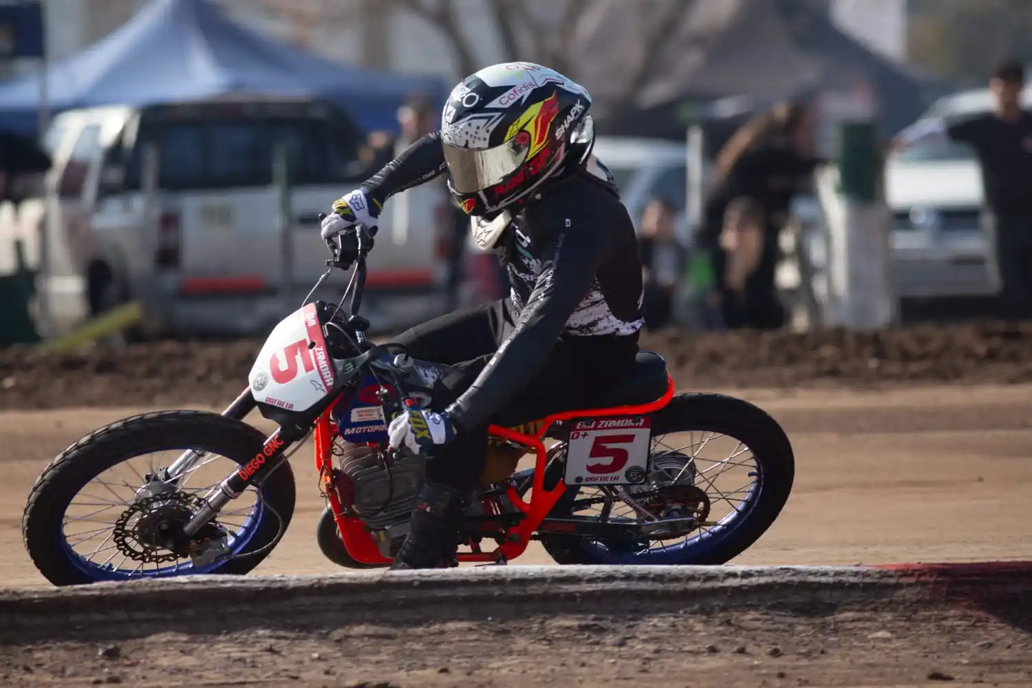 emanuel zamora piloto rafaelino cam - 1