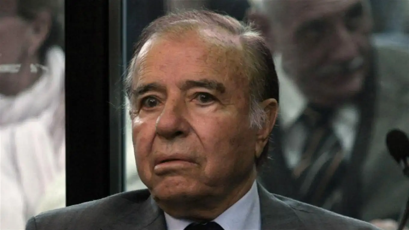 Carlos Menem podrá viajar a Chile para ver a su hijo
