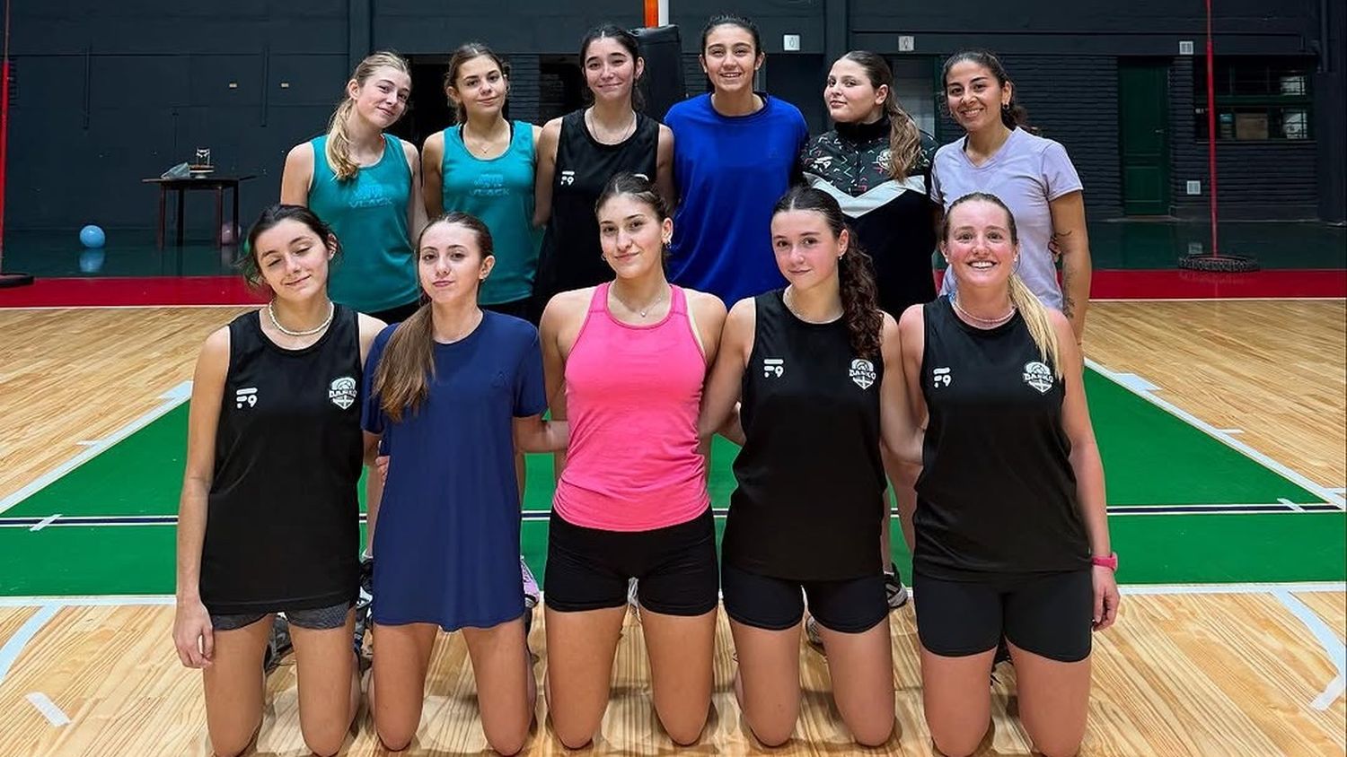 Representantes. Del cestoball de Basko, en las selecciones provinciales