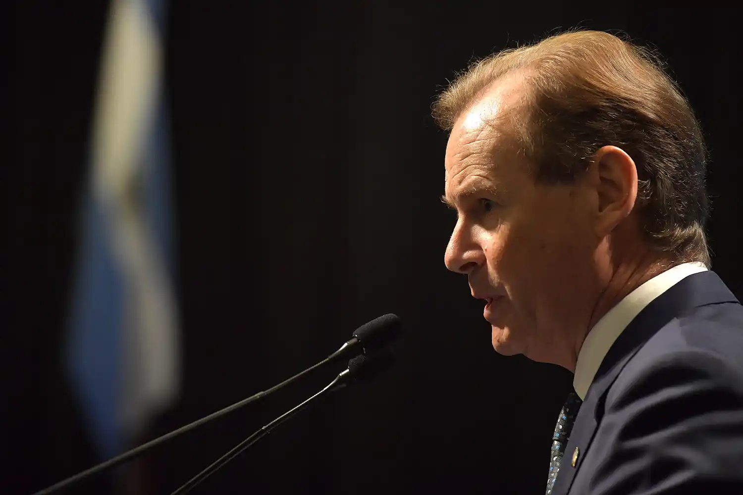 Se harán “todos los esfuerzos” para mejorar la oferta salarial a docentes