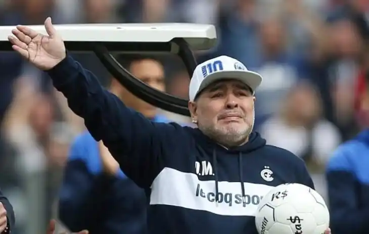 Diego será operado a las 20 en la Clínica Olivos 