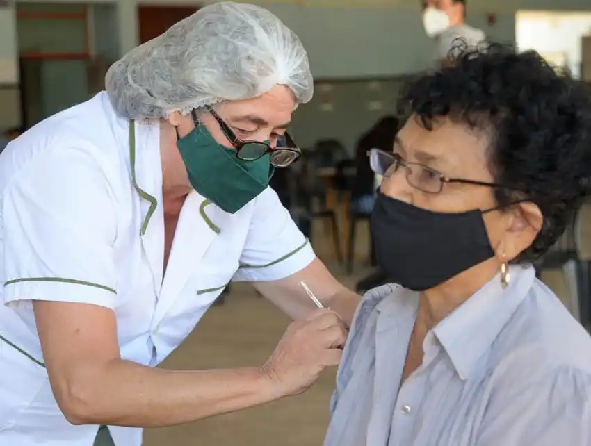 COVID-19: fallecieron 2 hombres y se detectaron 9 casos