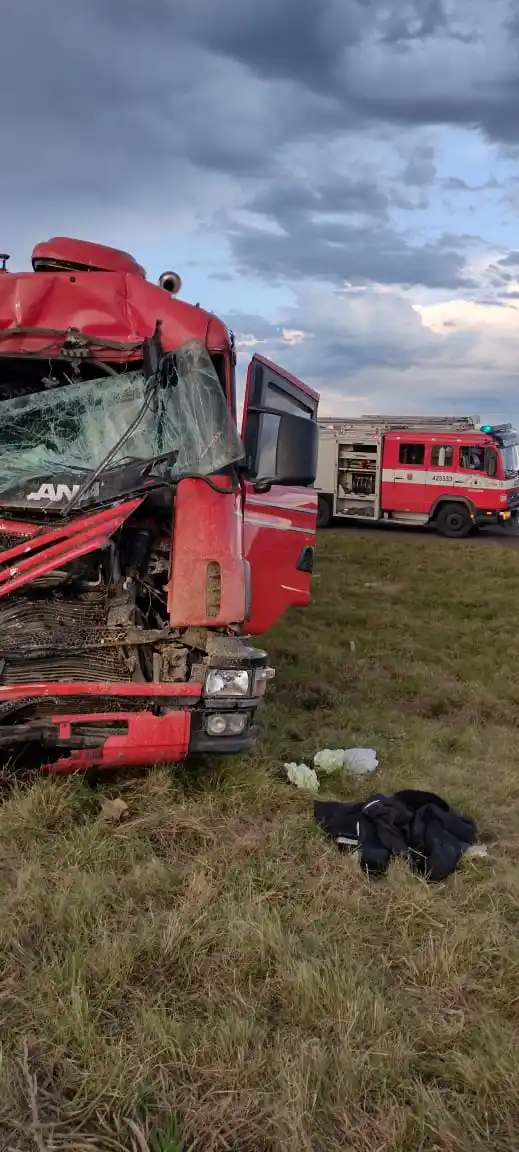 accidente camion maquina agricola - 5