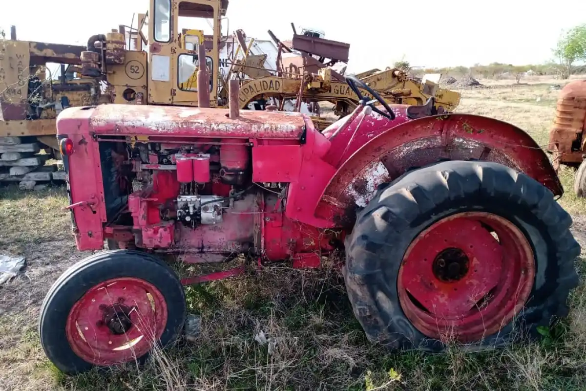 Subastarán vehículos y maquinaria municipal en desuso