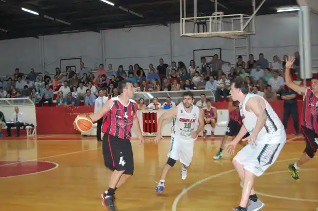 Central venció a ACA Salud y festejó en el José María Bértora   