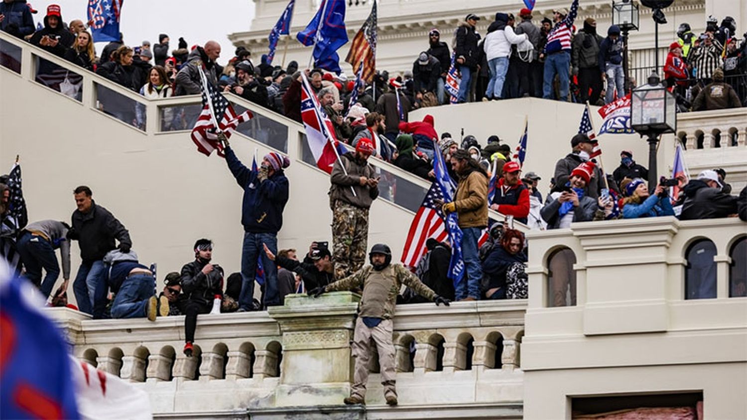 Cuatro muertos en violenta manifestación de partidarios de Trump