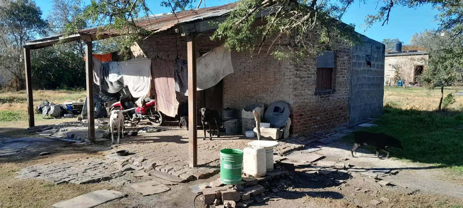 Personal policial rescató un hombre de una vivienda que se incendiaba
