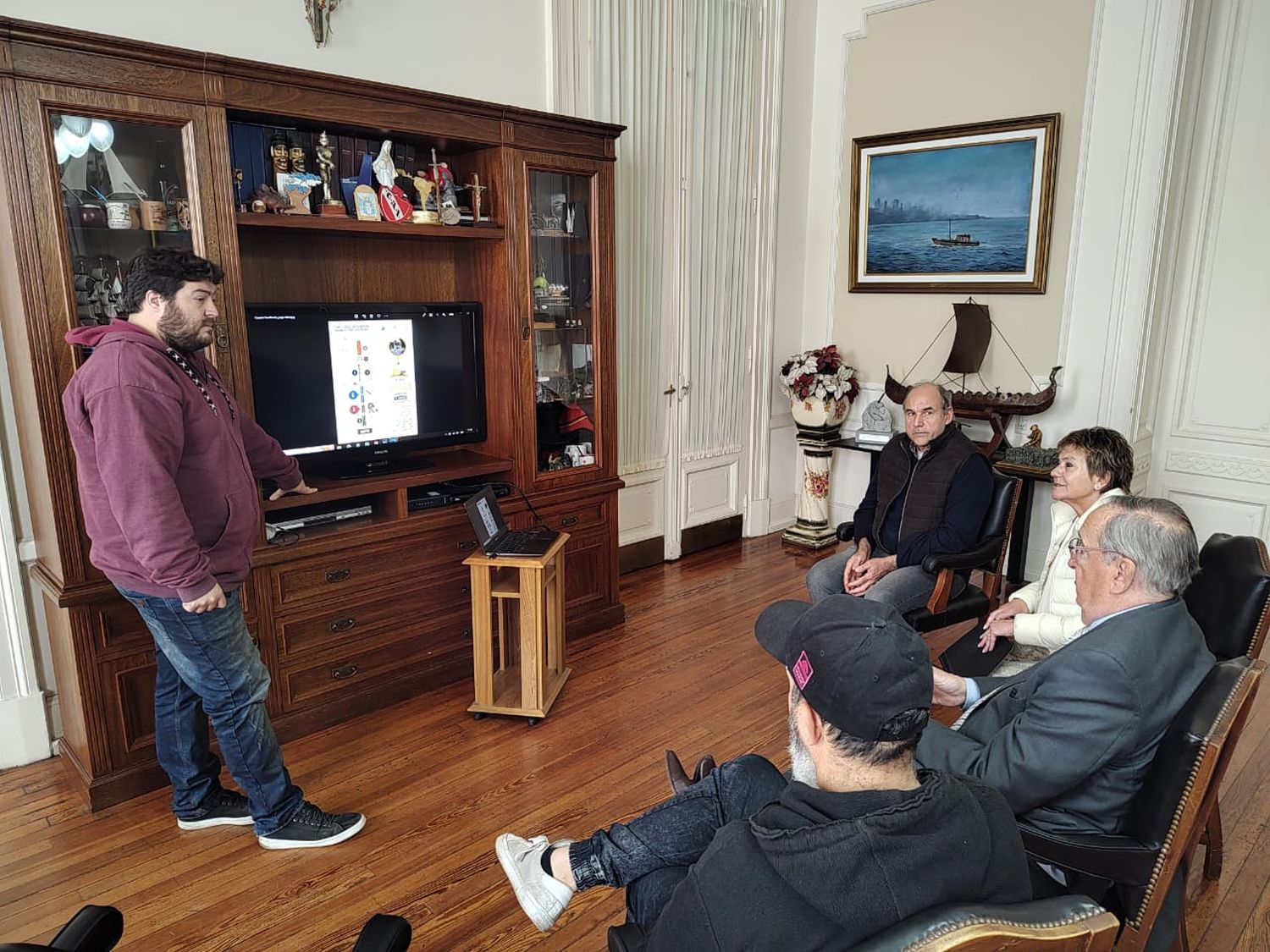 Lunghi se reunió con los organizadores de Chacinar y de la Fiesta del Queso