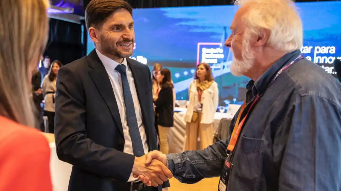 Además hubo fiestas populares a lo largo de toda la provincia.