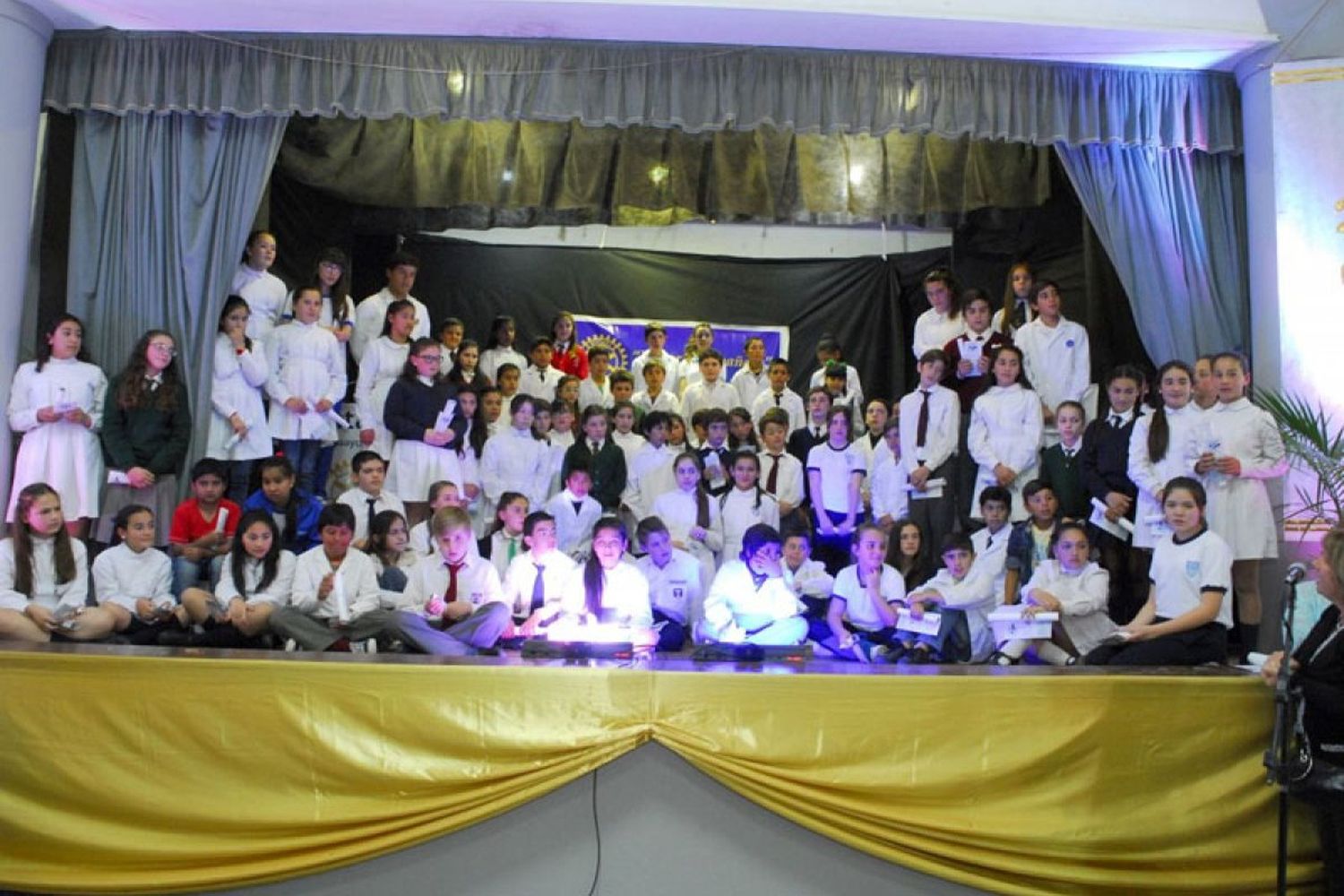 Se entregarán este viernes los diplomas a los Mejores Compañeros de las escuelas primarias