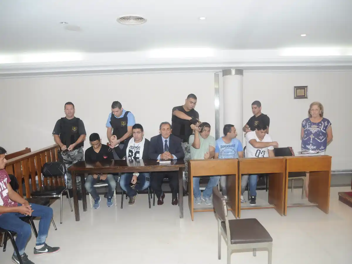 Por el robo al juez Víctor Peiretti irán  a la cárcel cinco de los seis acusados   