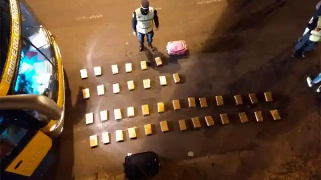 Incautaron 44 kilos de marihuana que eran trasladados en un colectivo