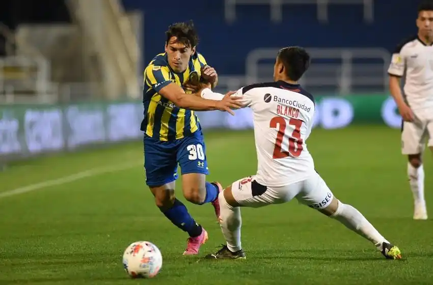 Los pibes lucharon hasta el final pero no alcanzó: Central perdió ante el líder Independiente