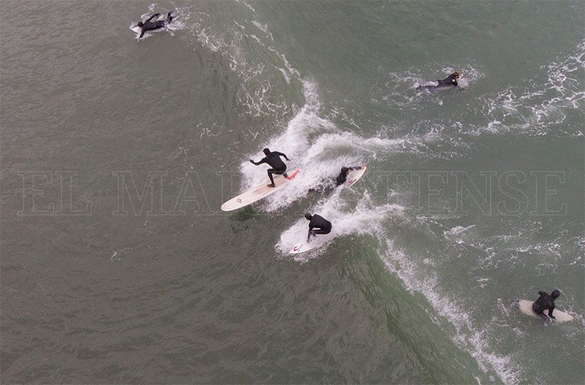 Volver al mar: el sábado se habilitaría el surf en la costa marplatense