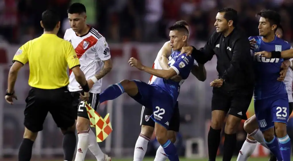 Enzo Pérez reconoció  que se le “rayó el disco”