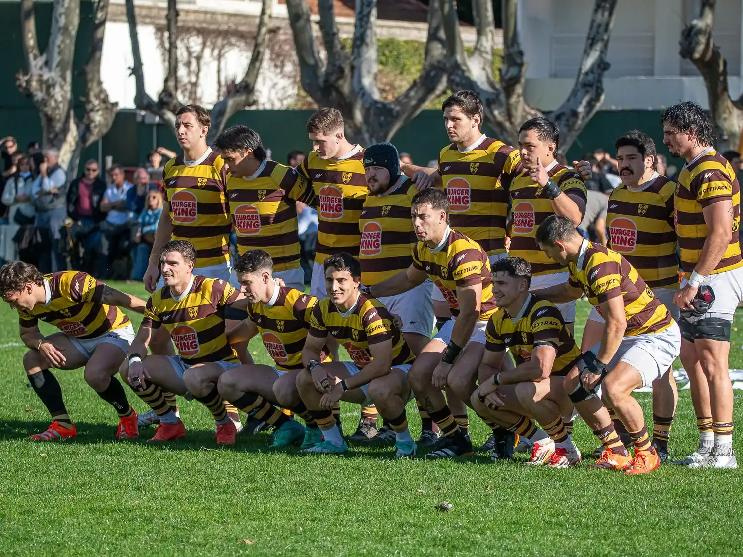 La formación de Belgrano, líder del torneo.