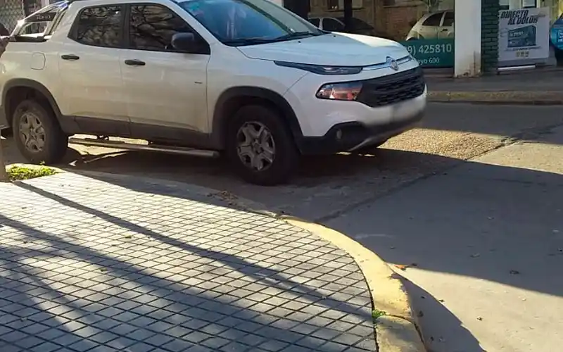 “Siempre en línea amarilla”